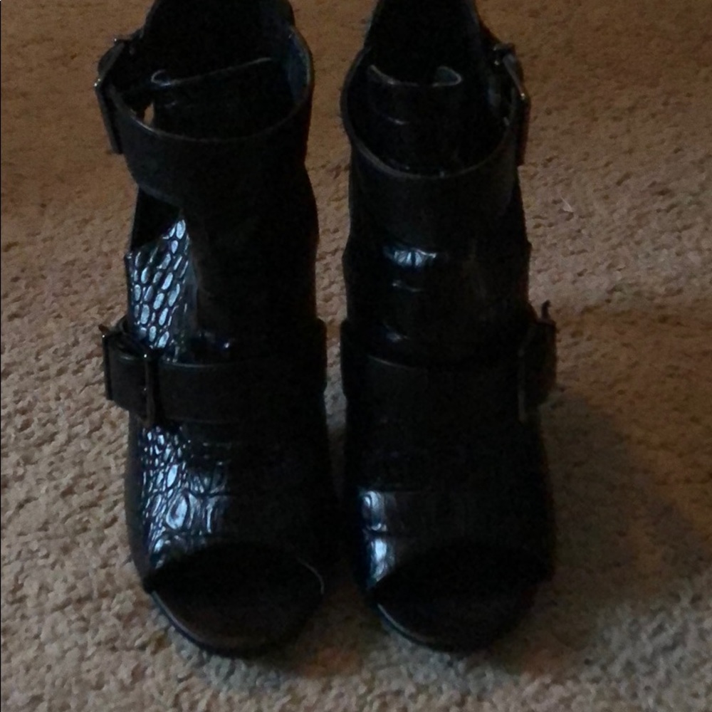 Black, Express open toe booties